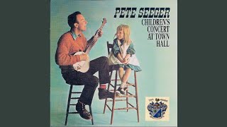 Video thumbnail of "Pete Seeger - Be Kind to Your Parents"