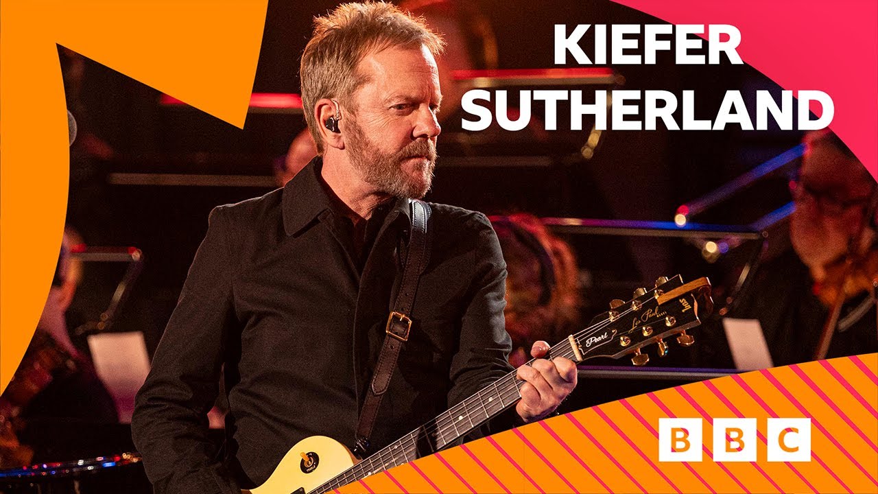 Kiefer Sutherland - In The Air Tonight (Phil Collins cover) in the Radio 2 Piano Room Kiefer Sutherland - In The Air Tonight (Phil Collins cover) in the Radio 2 Piano Room
