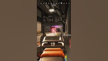 Killed a twitch streamer but he had no reaction 😭 #apexlegend #apex #apexcommunity #twitchstreamer