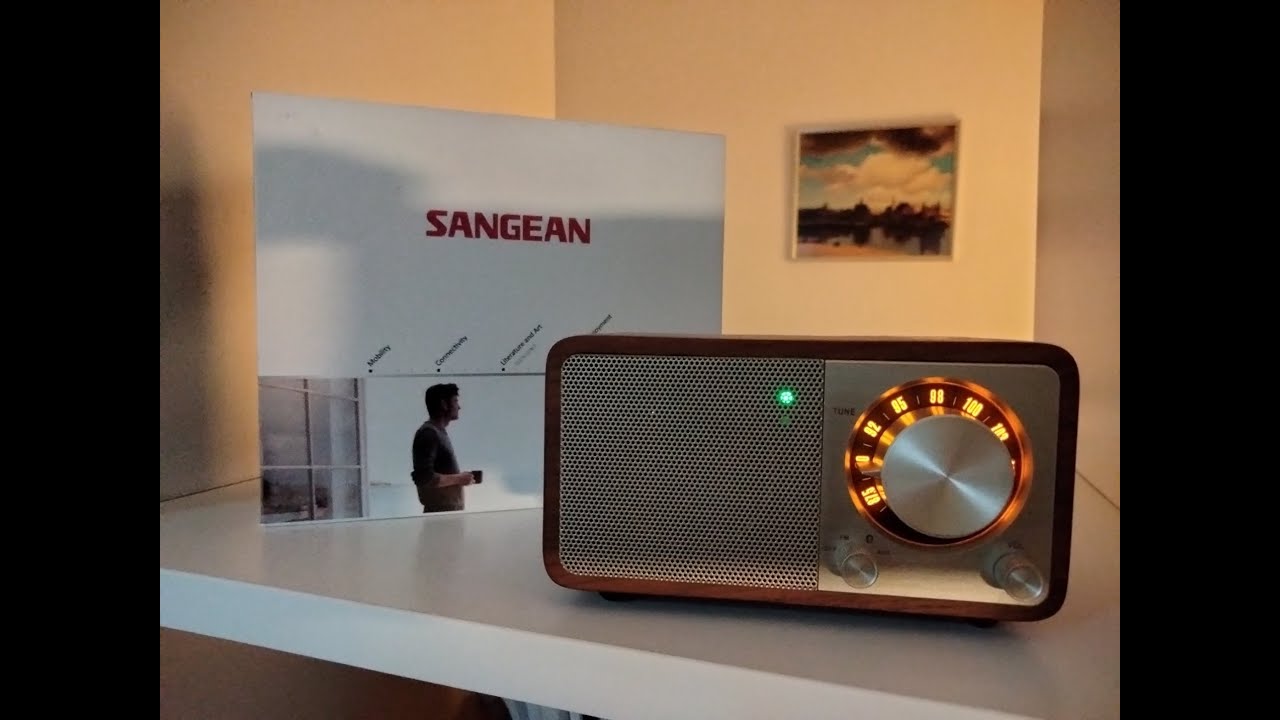 Sangean WR-7 Cherry / Portable FM & Bluetooth Radio with built in