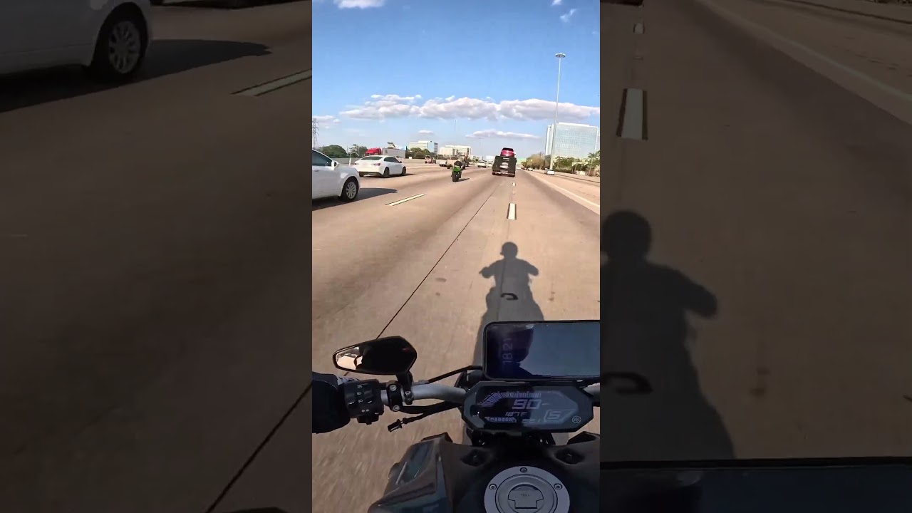 Mastering the Highway: intuitive riding with my biker buddy 