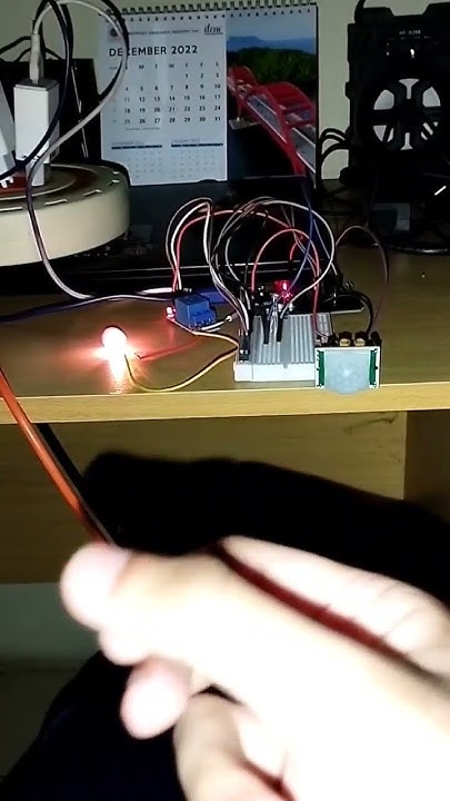 Lampu Otomatis dengan Sensor PIR & LDR Berbasis Arduino Uno || Kelompok ...