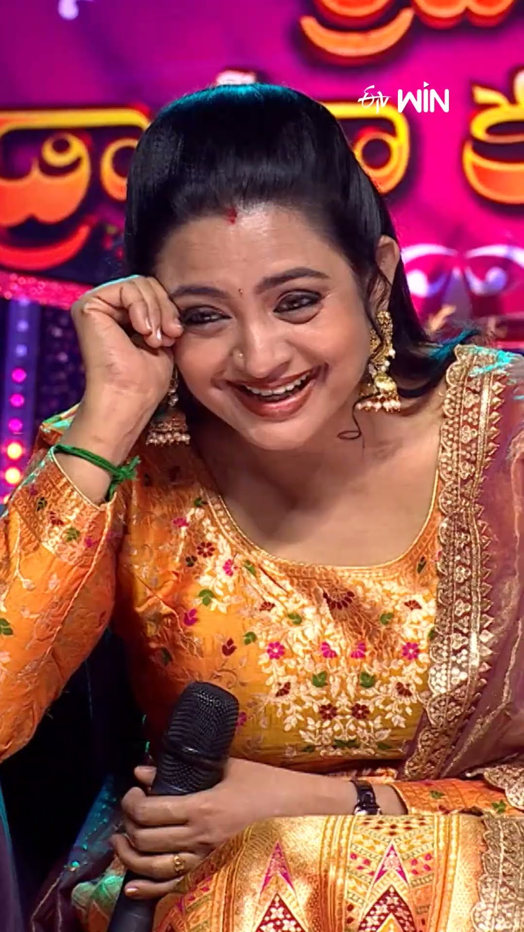 #shorts - ఈ ఆక్షన్ ని ముందుకు ఎలా తీసుకోబోతున్నారు..? #sridevidramacompany #hyperaadi #naresh