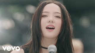 Video thumbnail of "Jannine Weigel - ปากร้ายใจรัก (Pak Rai Jai Rak)"