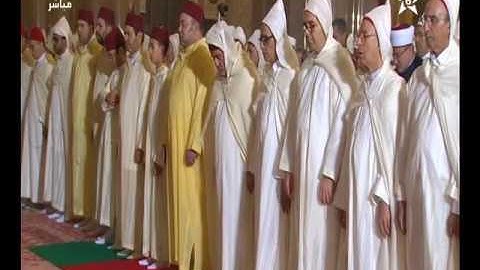 تلاوة مؤثرة من سورة النور الشيخ عمر القزابري ليلة 27 رمضان 1437 بحضور الملك محمد السادس