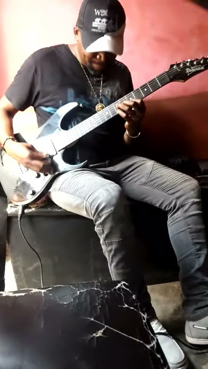 Lambio Lambio Mvuluzi, Afro Rumba