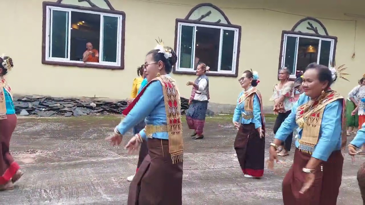 ฉลองพระมหาฯ