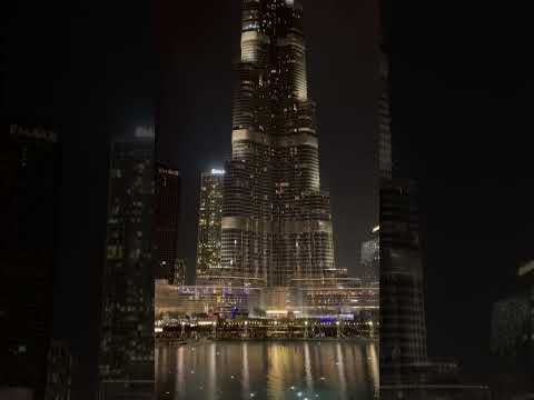 Dubai Opera House & Burj Khalifa #thingstodoindubai #habibicometodubai #shorts #travel #burjkhalifa