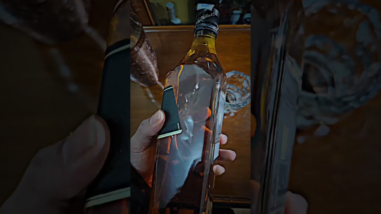 JOHNNIE WALKER | BLACK LABEL | BOTELLA DE WHISKY etiqueta negra de Johnnie Walker 