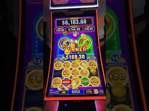 these were the craziest first two hands of an ignition casino poker tournament I have ever seen!