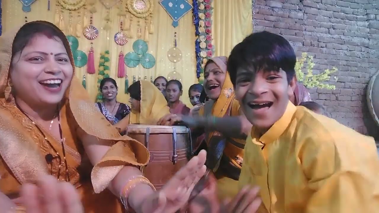 शादी विवाह #हंसी मजाक #धमाकेदार #बन्नी 😜 गीत 🌹👌