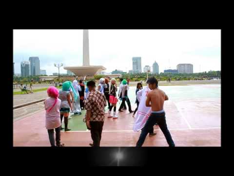 Memeshikute Flash Mob