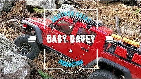 AXIAL SCX10III GLADIATOR - TRAIL RUN