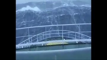 تلاوه خاشعه لشيخ يوسف ابكر ... سوره نوح .. مونتاج جميل