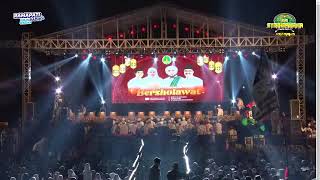 Download lagu Stadion Untung Suropati Kota Pasuruan Bershalawat Bersama Habib Syekh Bin Abdul  mp3