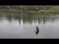 Pêche en noyée avec une canne à 2 mains