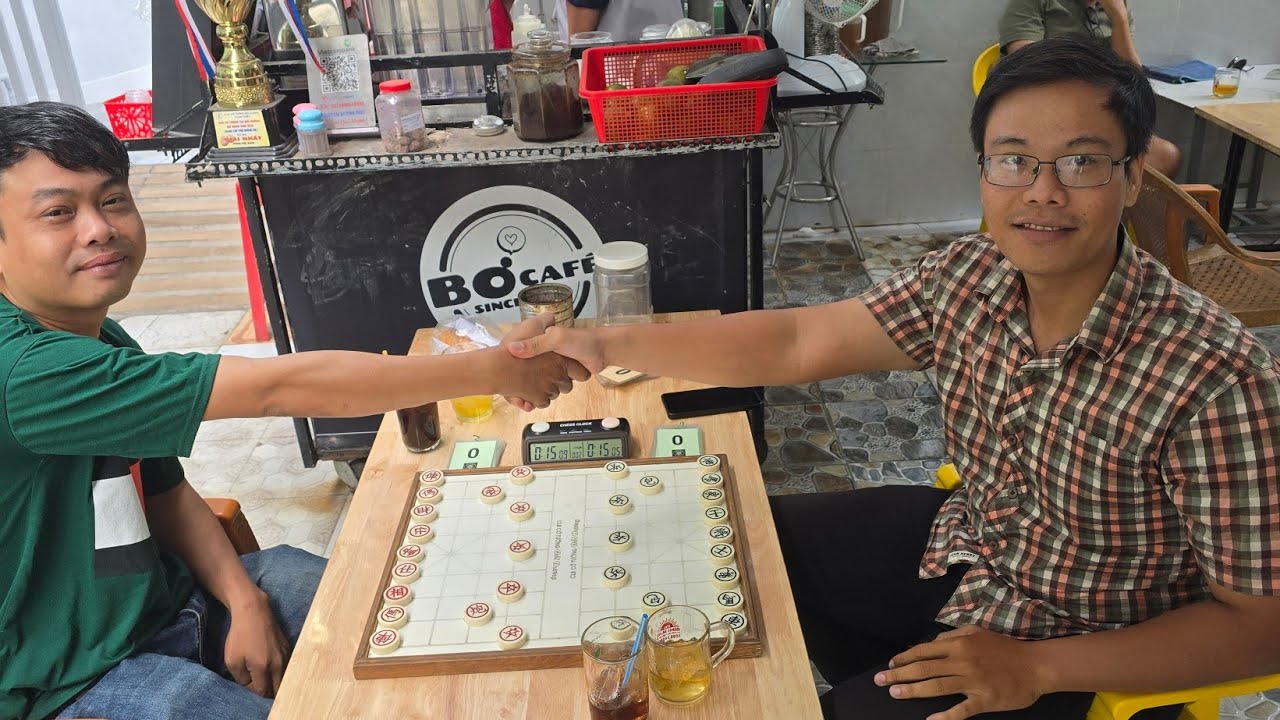 Hội Cú Đêm đang phát trực tiếp!