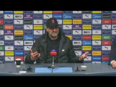 Video: Jürgen Klopp Čistá hodnota: Wiki, ženatý, rodina, svadba, plat, súrodenci