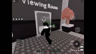 Buying the minigun in SCP devolved roblox