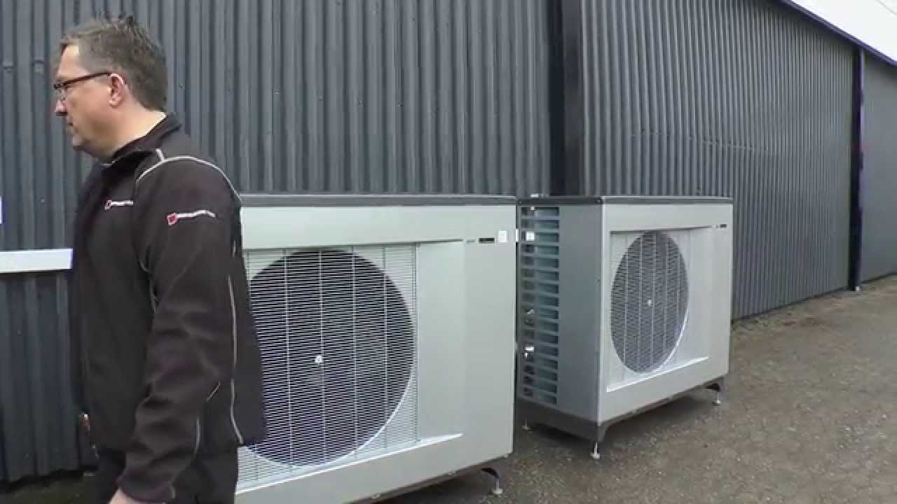 Luft til vand varmepumpe installeret i lufthavnen