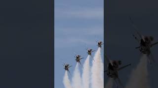 Thunderbird Diamonds #thunderbirds #diamondformation #airshow