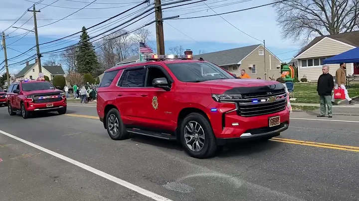 Short Compilation of Wantagh Fire Department Chief Car 6900 in Parades From 2024