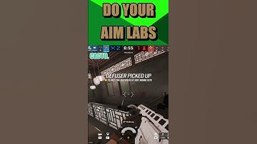 HE USES AIM LAB #siege #shorts