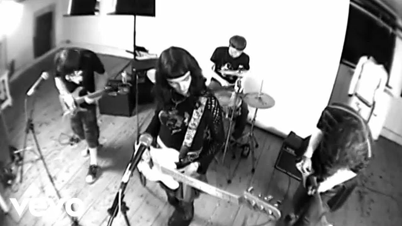 stepover - What's Mine (Official Music Video)