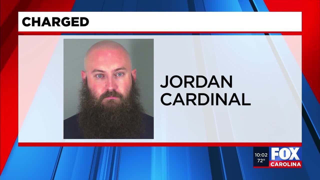 Man charged with distributing child sex abuse material on Kik, deputies say