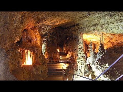 Мраморная пещера в Крыму.