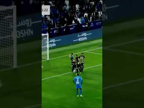 لاتلمن الهلال