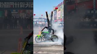 Very cool motorcycle tricks