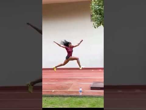 Patricia Mamona Amazing Triple JUMPING
