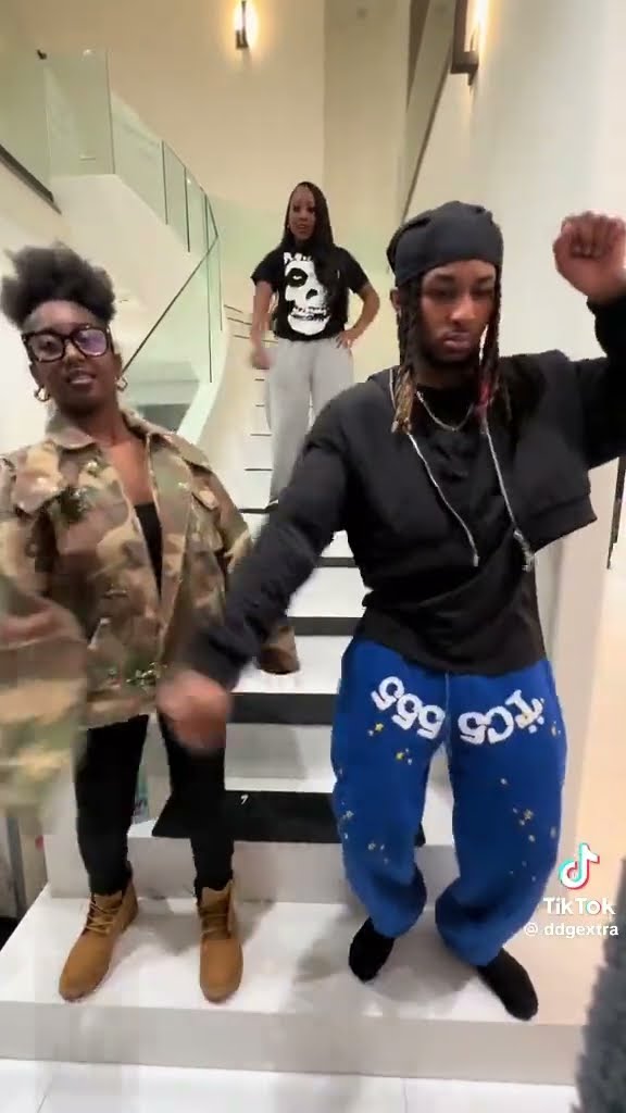 They tried to extort DDG for the Pink dreads beat smh #hoodnews #ddg #pinkdreads #dance #tiktok #wow