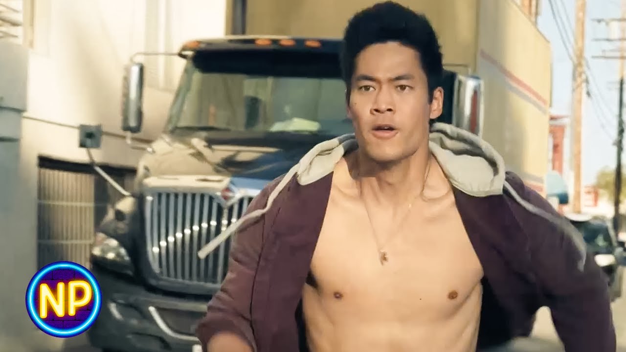 ⁣A Shirtless Tan Fails to Stop a Bank Robbery | S.W.A.T. Season 4 Episode 15 | Now Playing