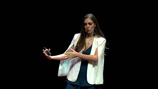 Pasa la mejor versión de ti | Ale Ponce | TEDxPaseoSantaLucía