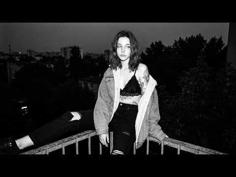 Emma Carl – Sadness // Darkwave, Post-Punk