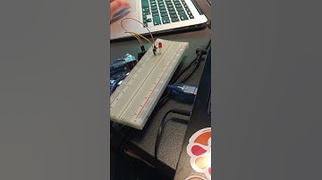 Red LED blinking at .5 second intervals