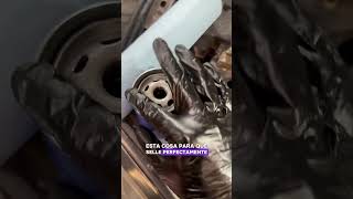Ya le hacía falta su cambio 🗿 #motor #auto #fyp #mecanica #tips