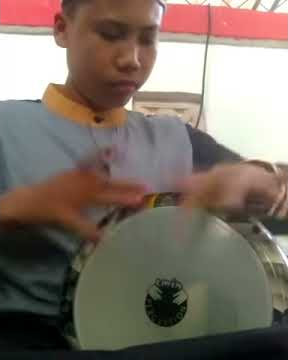 Download lagu Dauni by darbukers mujahiddil bahri