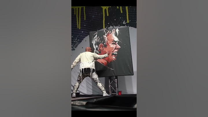 ARTIST splashes PAINT to make a PORTRAIT 😱🎨🔥 #livepainting #liveart #speedpainting