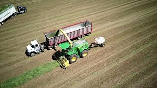 1st cutting Hay with John Deere 8700 Chopper by Gary Wichers 270 views 5 years ago 9 minutes, 52 seconds