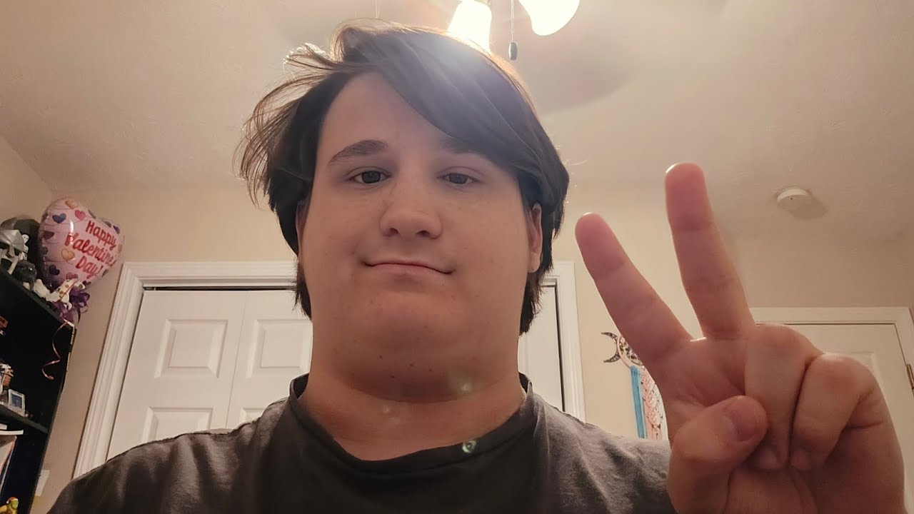 Vlog 189. Pizza inn for dinner and a special night 