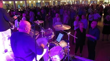 Bakom Scen med Micke Ahlgrens         Fyris Park