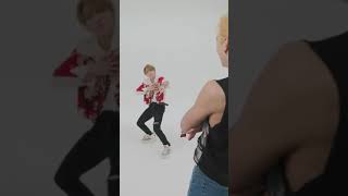 Wow you can really dance - Chan and Han TikTok Resimi