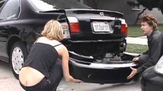 Miniatura del video Naomi Watts's ass cleavage show in 'ELLIE PARKER 2005