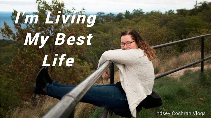 I'm Living My Best Life | Lindsey Cochran