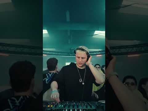 SHDW takes the room • GRÜV x Mutual Rytm