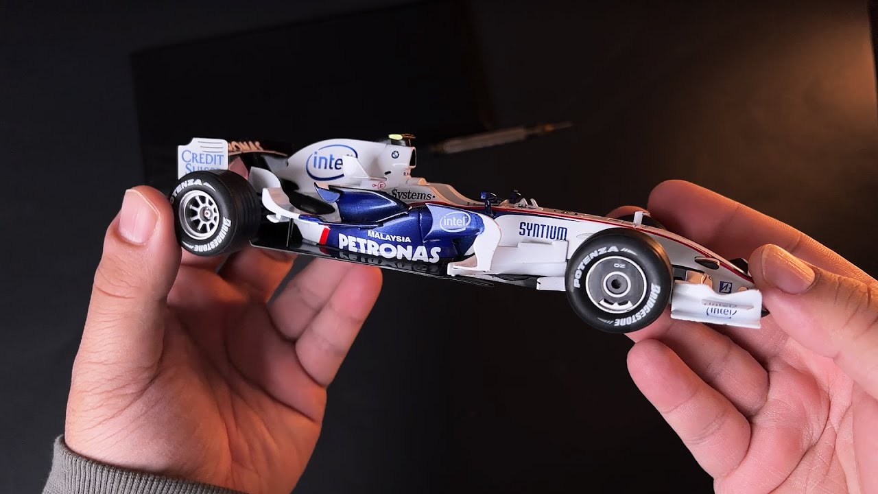 F1 Model 1/24 BMW SAUBER F1.08 Robert Kubica 2008 - YouTube