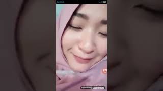 Viral Cewek Jilbab Wik wik sambil Live Streaming